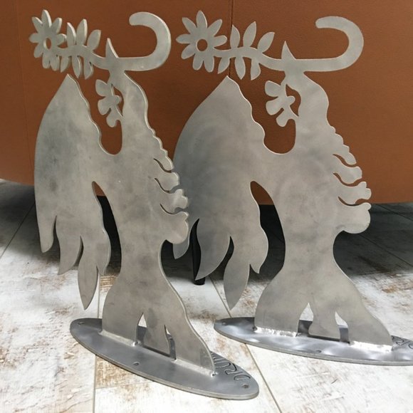 Vintage "Angel with Flower" Plant Hanger (1) - Picture 7 of 14